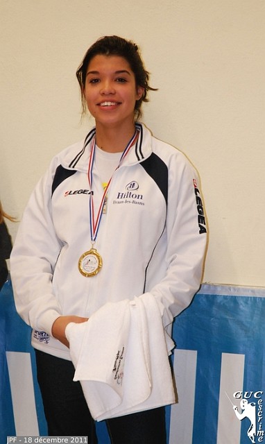 DSC_1018 (1).JPG - Dimanche 18 décembre 2011 : Championnat Rhône-Alpes, catégorie minimes, podium sabre féminin
